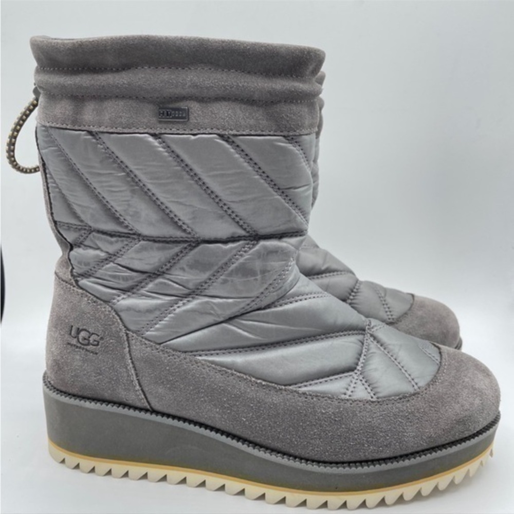 UGG Beck Boot Charcoal Gray Silver Quilted